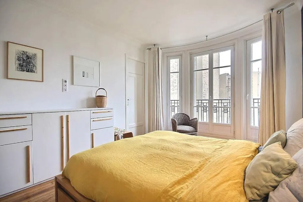 Gambetta Family Pad * Paris