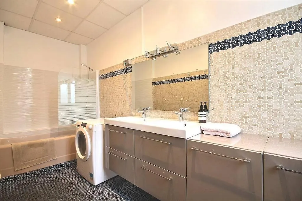 Gambetta Family Pad * Paris
